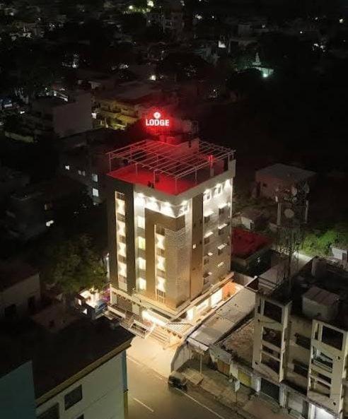 Hotel Veesons Executive Solapur Buitenkant foto
